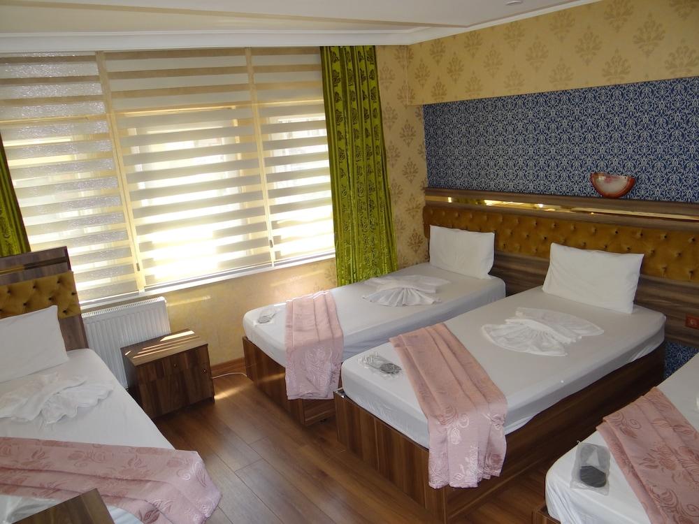 Hotel Torun - Room