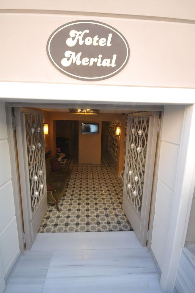 Merial Hotel - Lobby Lounge