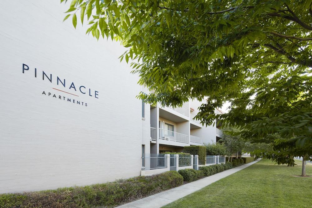 Pinnacle Apartments - Featured Image
