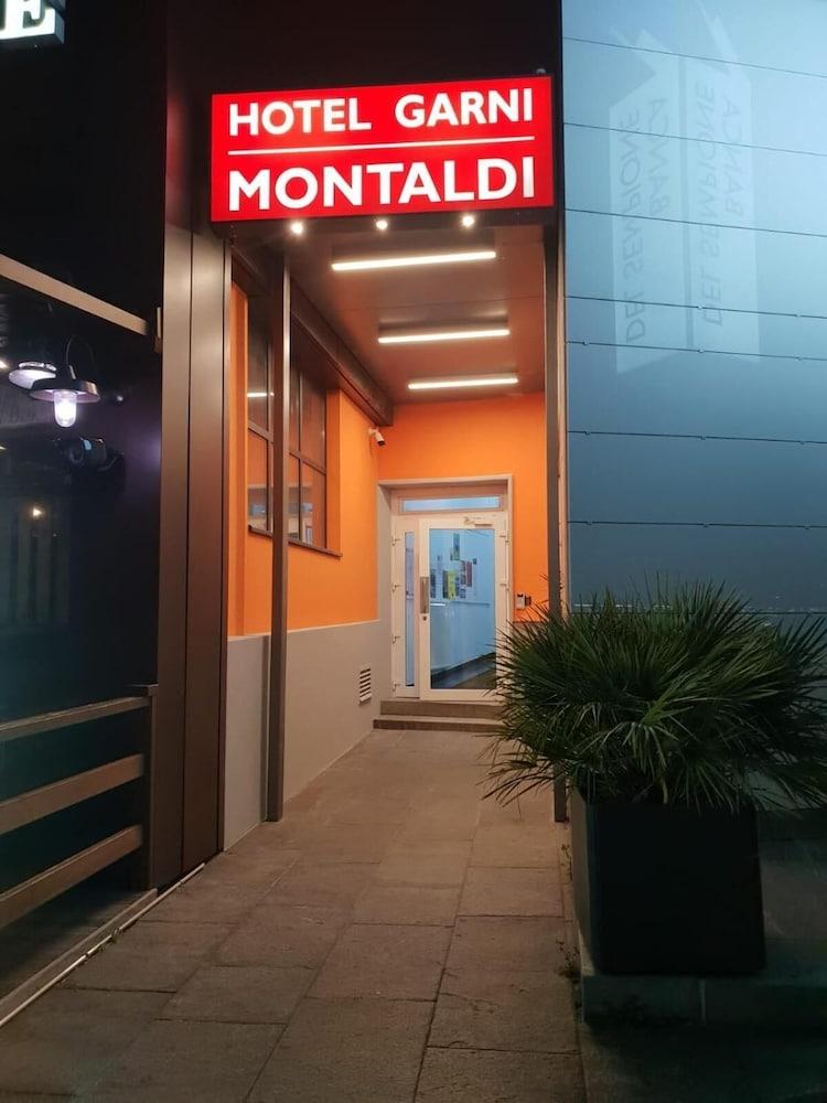 Hotel Garni Montaldi - Exterior