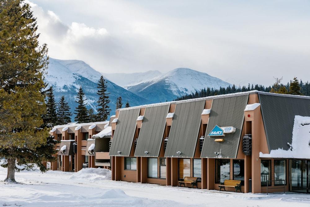 Marmot Lodge - Exterior
