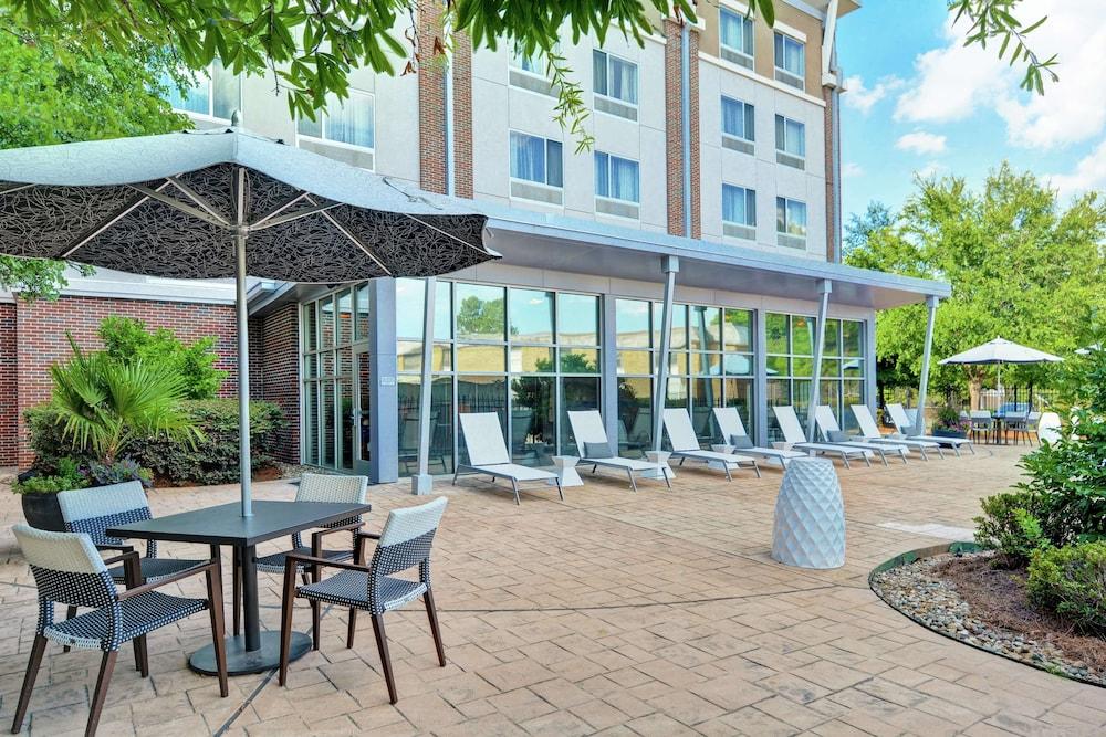 DoubleTree by Hilton Hotel Baton Rouge - Exterior