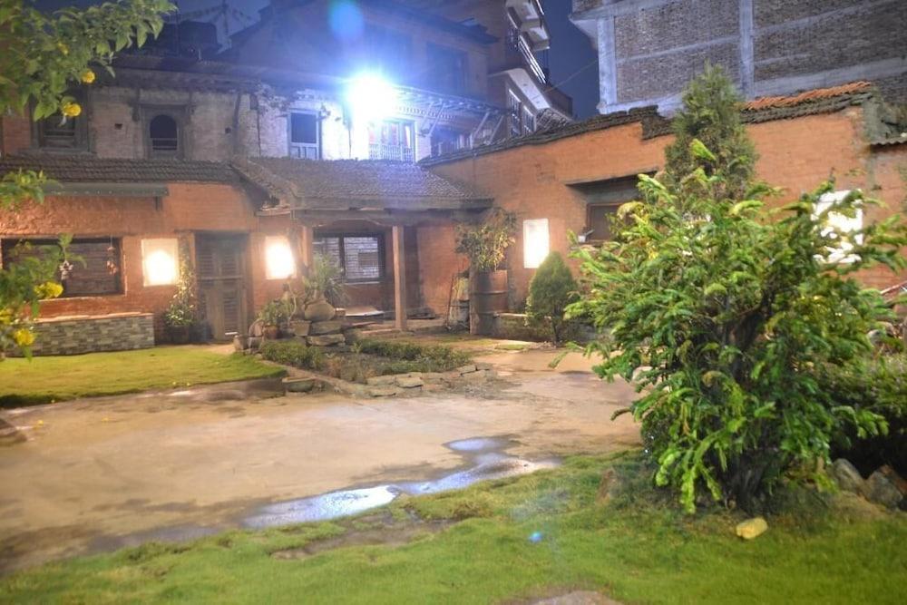 Pradhan House Homestay with Garden - Exterior