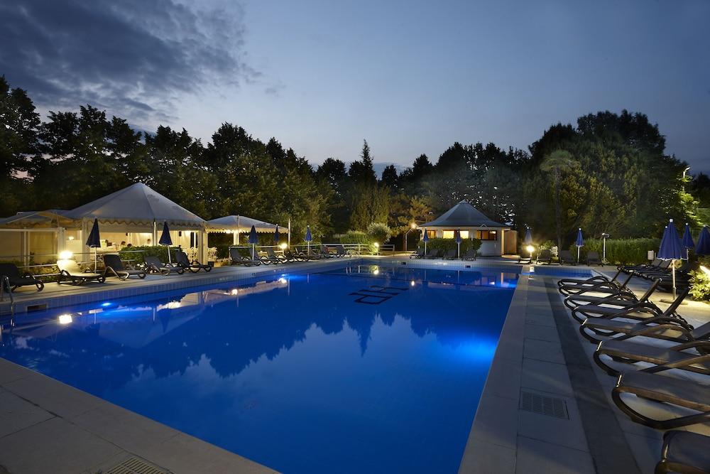 Hotel Villa Patriarca - Outdoor Pool