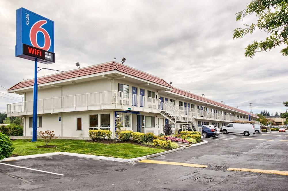 Motel 6 Everett, WA - South - Featured Image