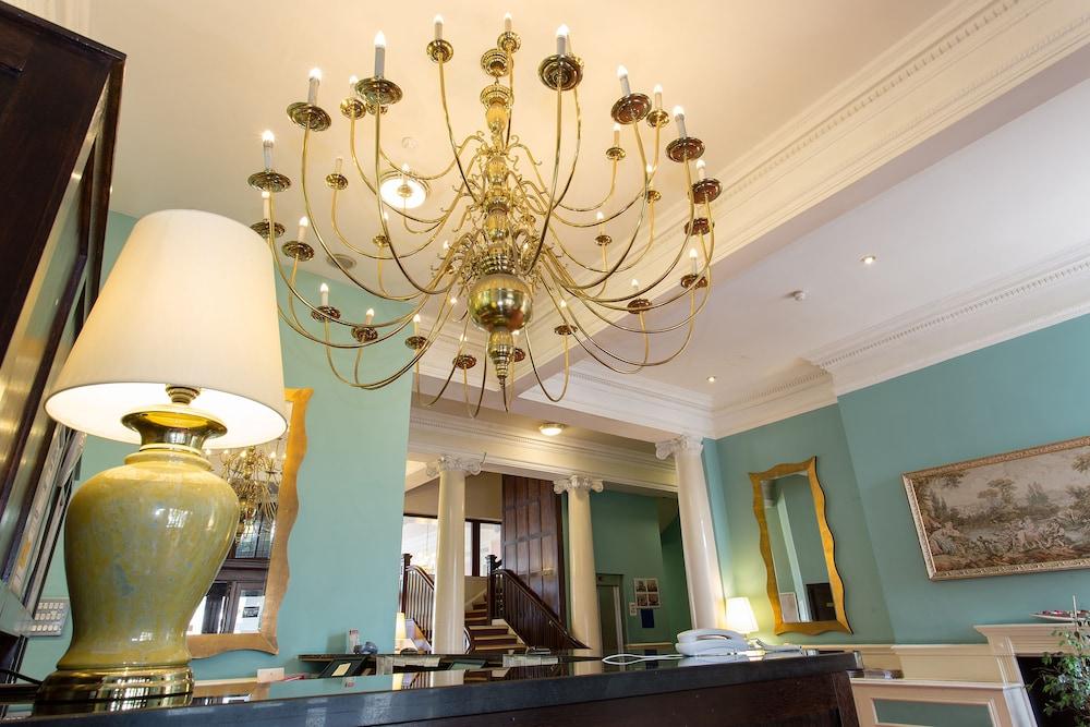 Royal Albion Hotel - Lobby