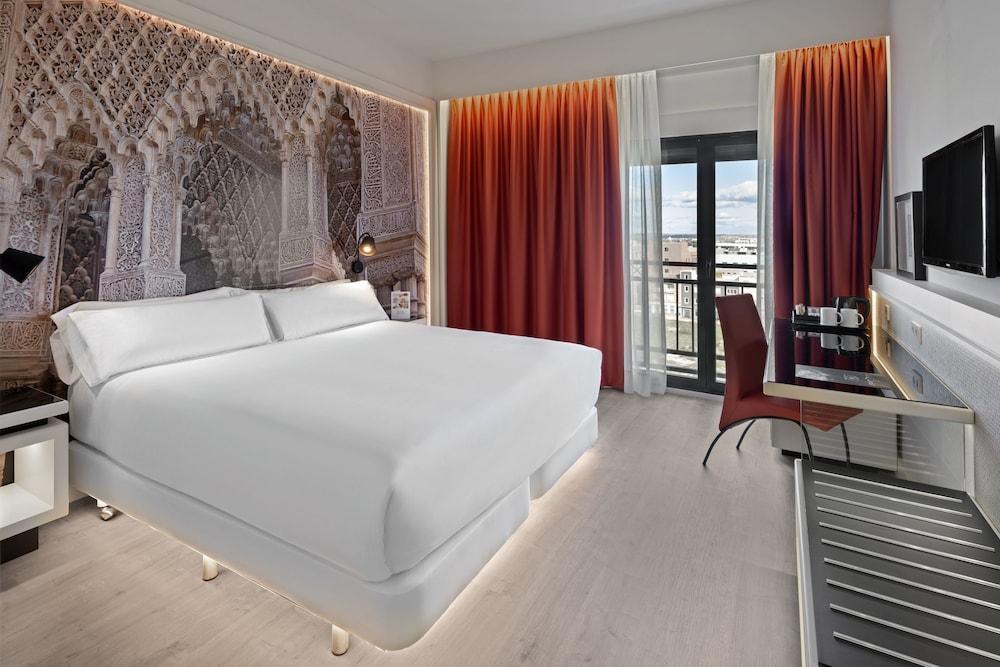 Hotel Elba Madrid Alcalá - Room