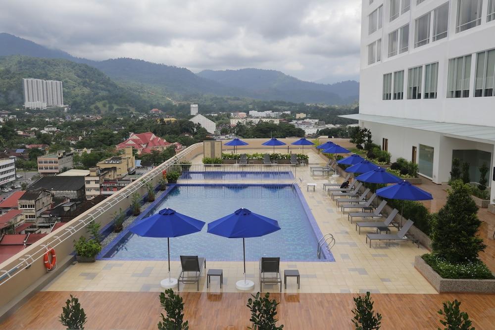 Novotel Taiping Perak - Outdoor Pool