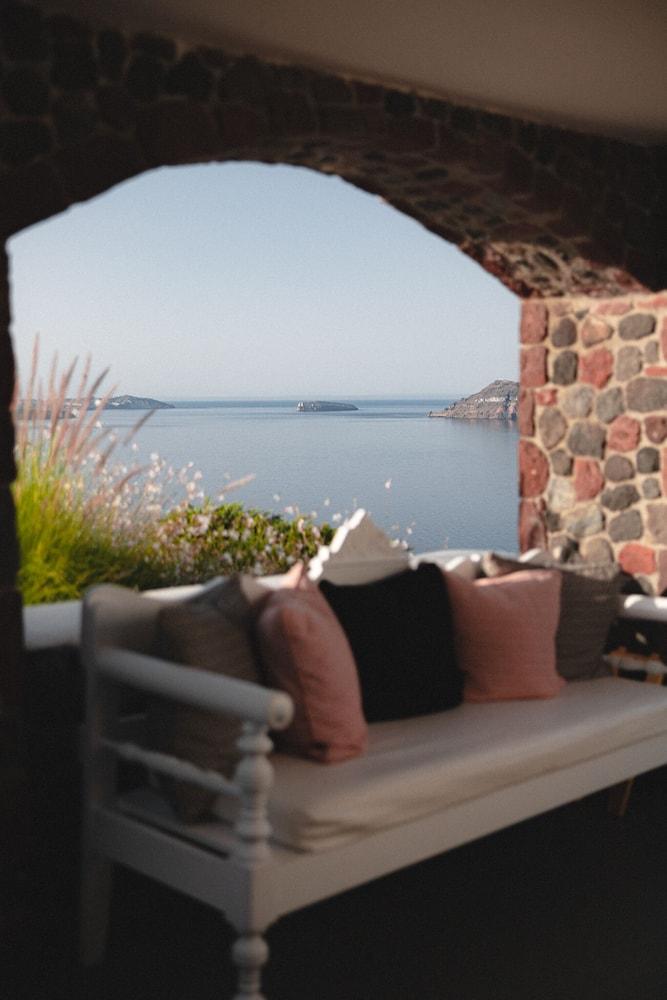 Canaves Oia Suites - Small Luxury Hotels of the World - Exterior