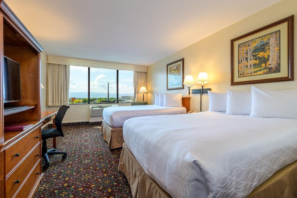 Grand Vista Hotel - Room