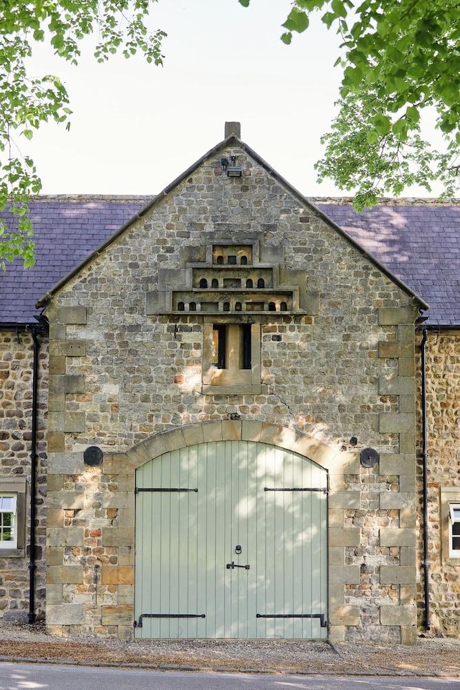 The Old Coach House - Exterior