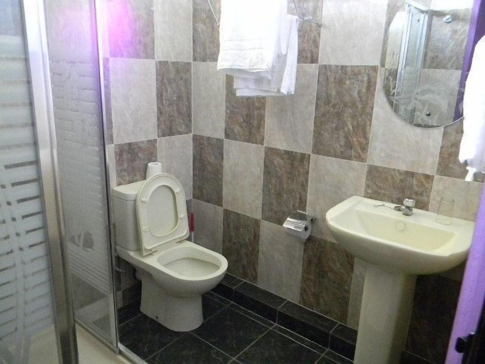 فيلا أوسوليل أبارتمنتس - Bathroom