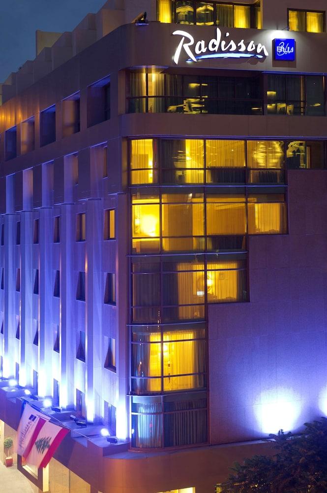 فندق راديسون بلو مارتينيز بيروت - Exterior