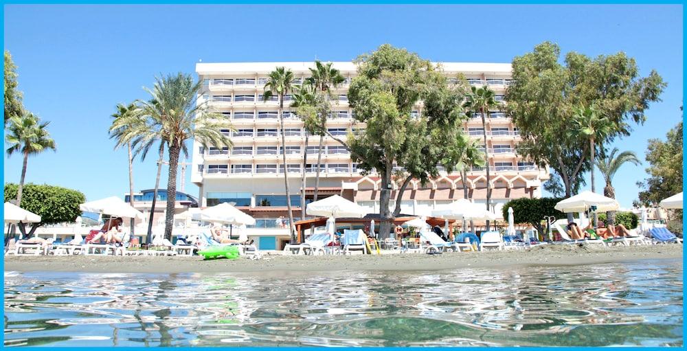 Poseidonia Beach Hotel - Featured Image