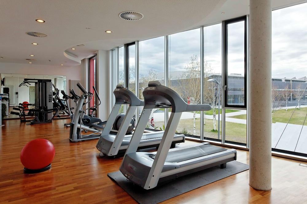Hilton Garden Inn Stuttgart Neckar Park - Fitness Facility