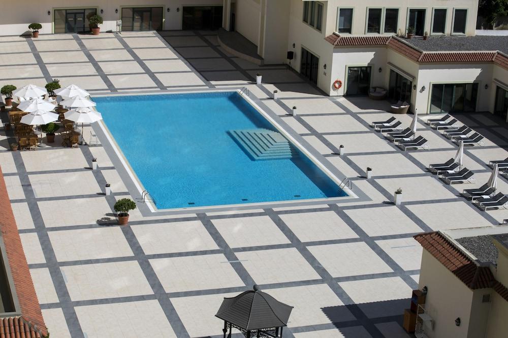 Hyatt Regency Baku - Outdoor Pool
