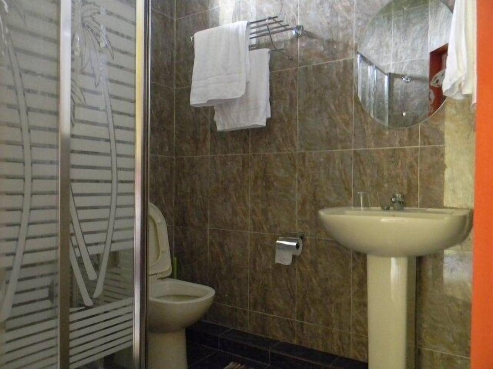 فيلا أوسوليل أبارتمنتس - Bathroom
