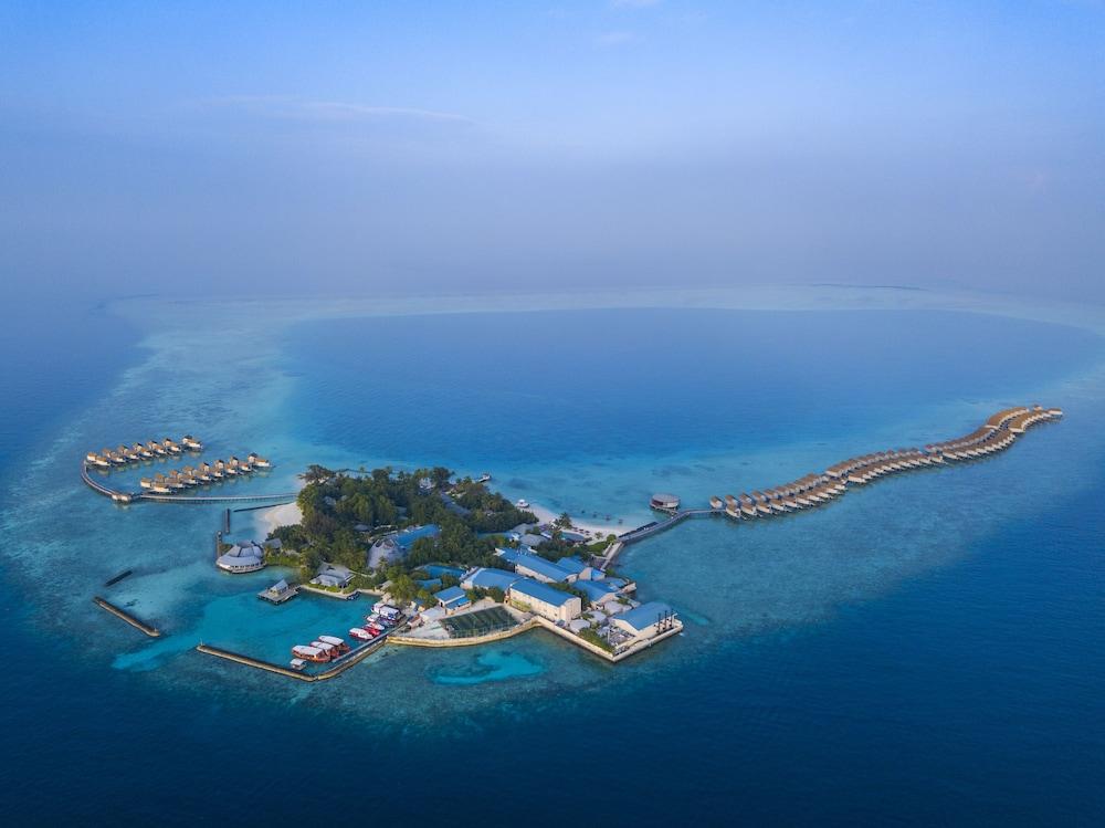 سينترا راس فوشي ريزورت آند سبا مالديف - Aerial View