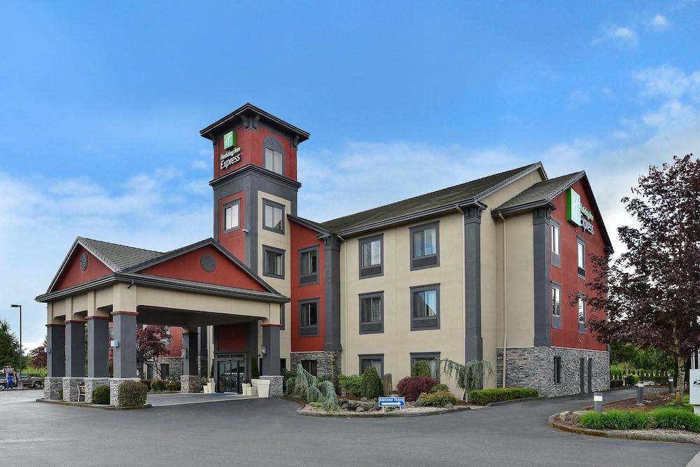 Holiday Inn Express Vancouver North - Salmon Creek, an IHG Hotel - Featured Image