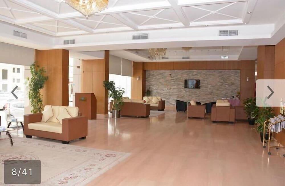 Continental Inn Hotel Al Farwaniya - Lobby Sitting Area