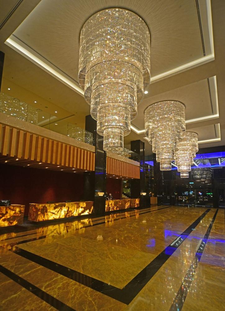 The Light Hotel Penang - Reception