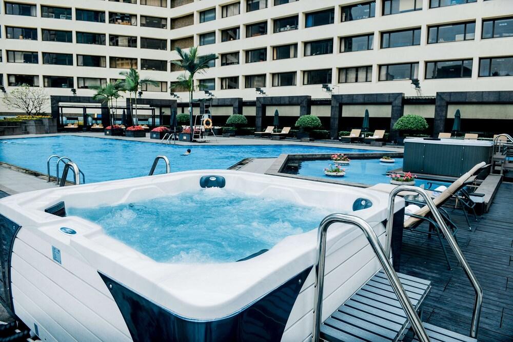 The Garden Hotel Guangzhou - Outdoor Pool