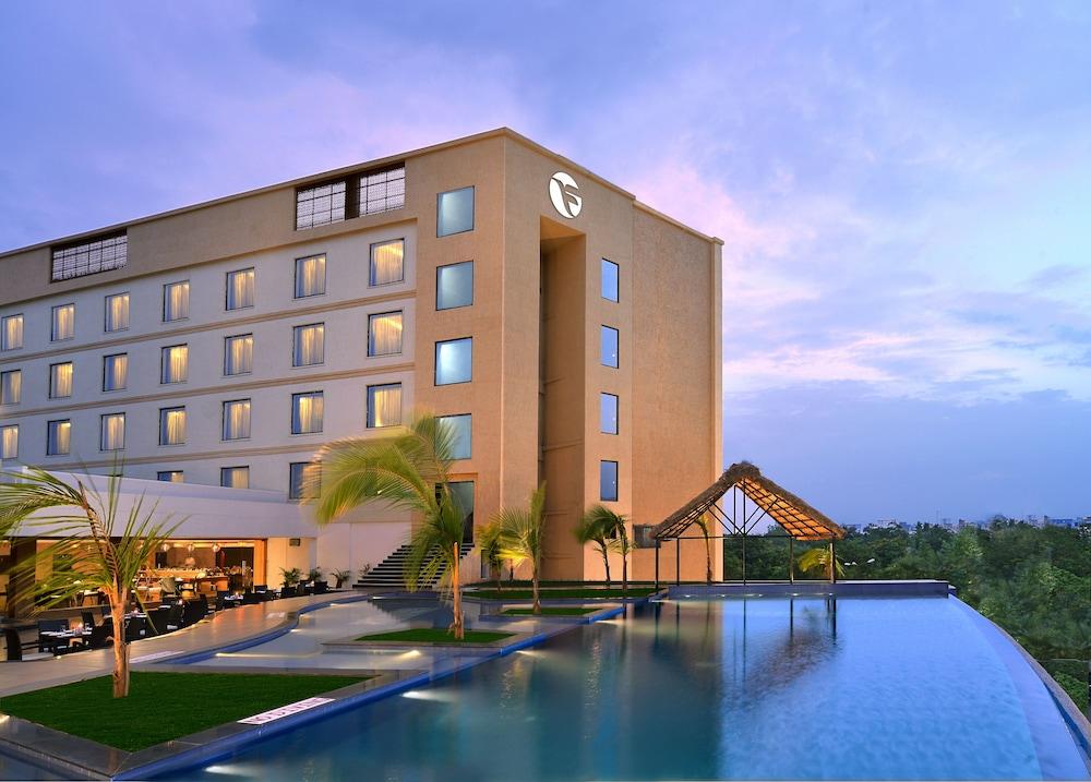Fortune Select Grand Ridge - Member ITC Hotel Group - Featured Image