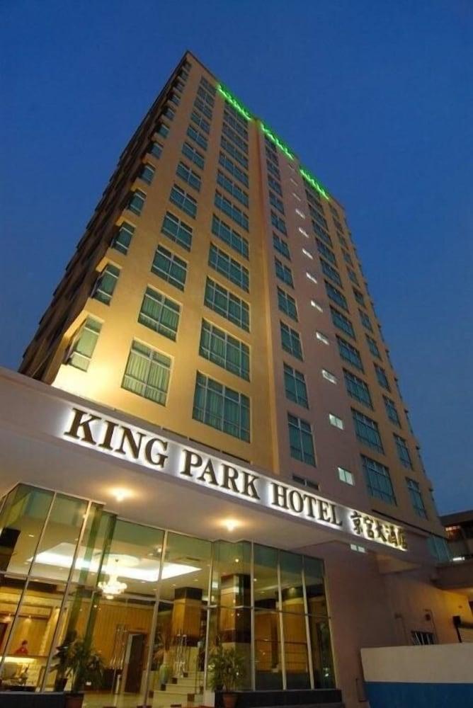 King Park Hotel Kota Kinabalu - Featured Image