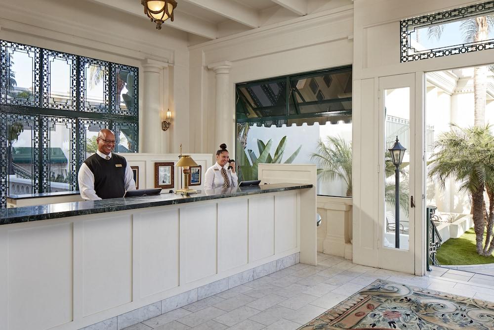 Glorietta Bay Inn Coronado Island - Reception