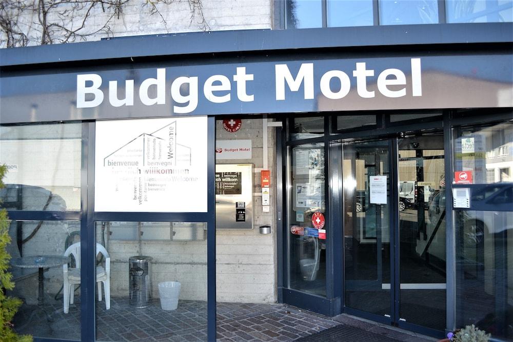 Budget Motel Self Check-in - Exterior