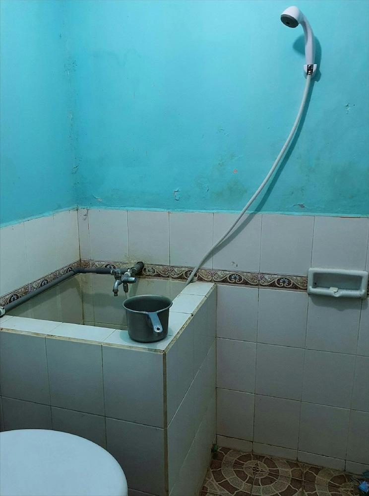 راينبو سينكاوانغ - Bathroom