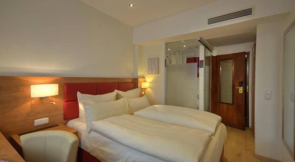 Hotel Condor - Room