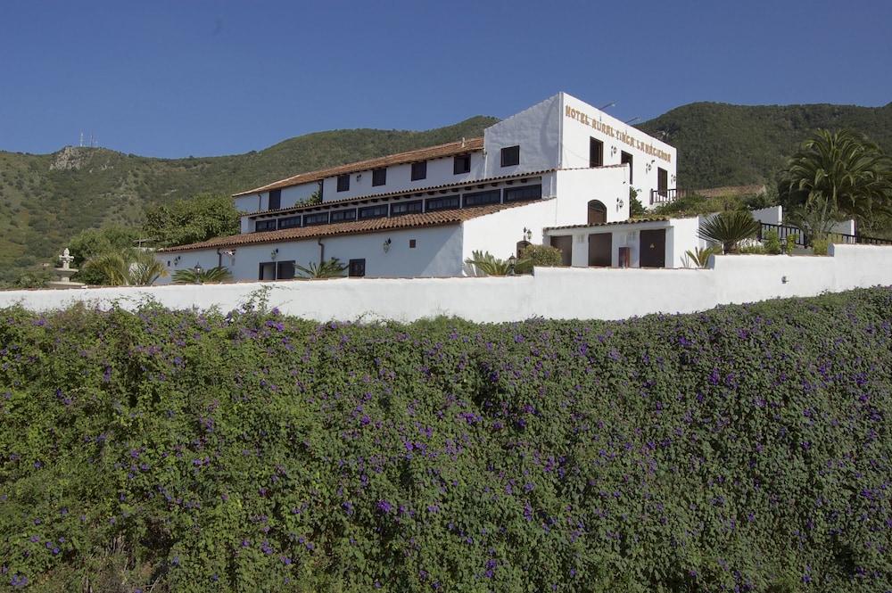 Hotel Rural Finca La Hacienda - Featured Image
