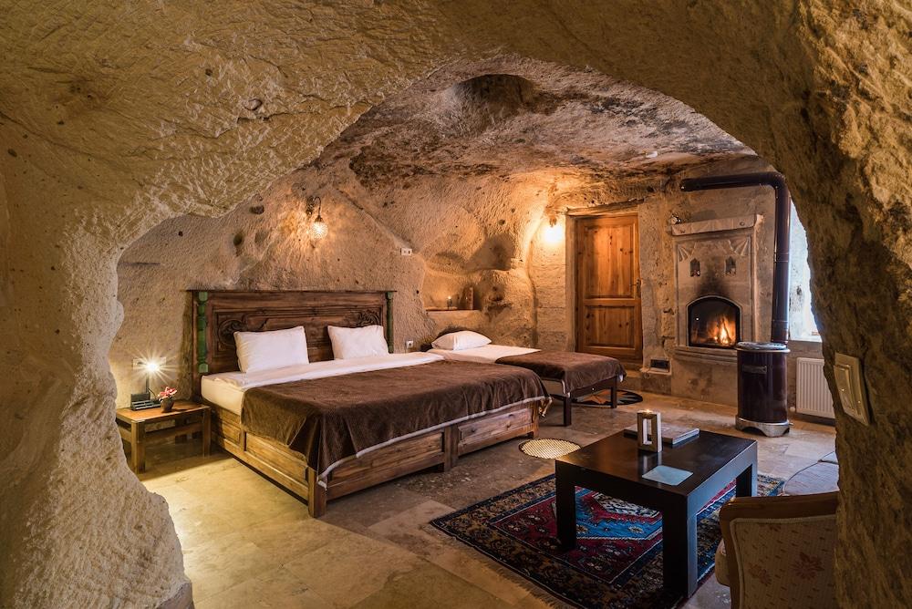 Atillas Cave Hotel - Featured Image