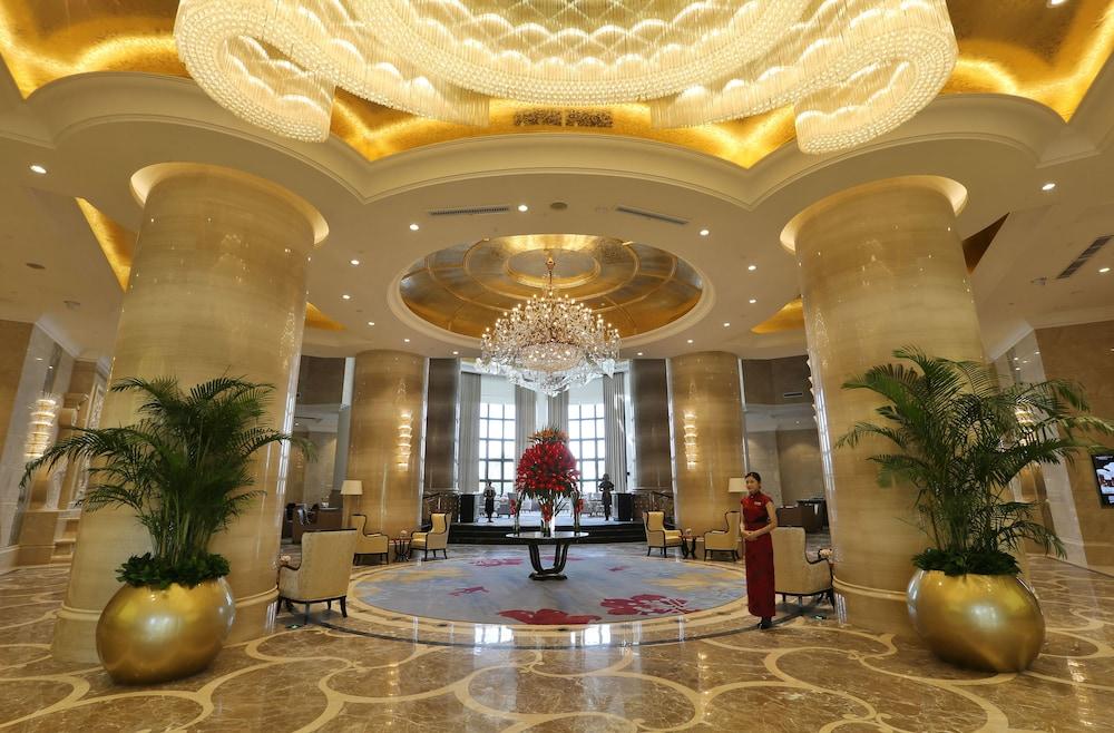 Wyndham Grand Xiamen Haicang - Interior Entrance