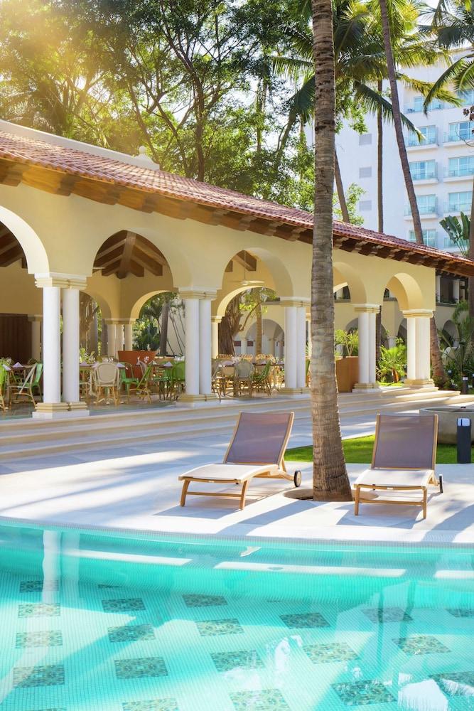 Hilton Puerto Vallarta Resort - All inclusive - Exterior
