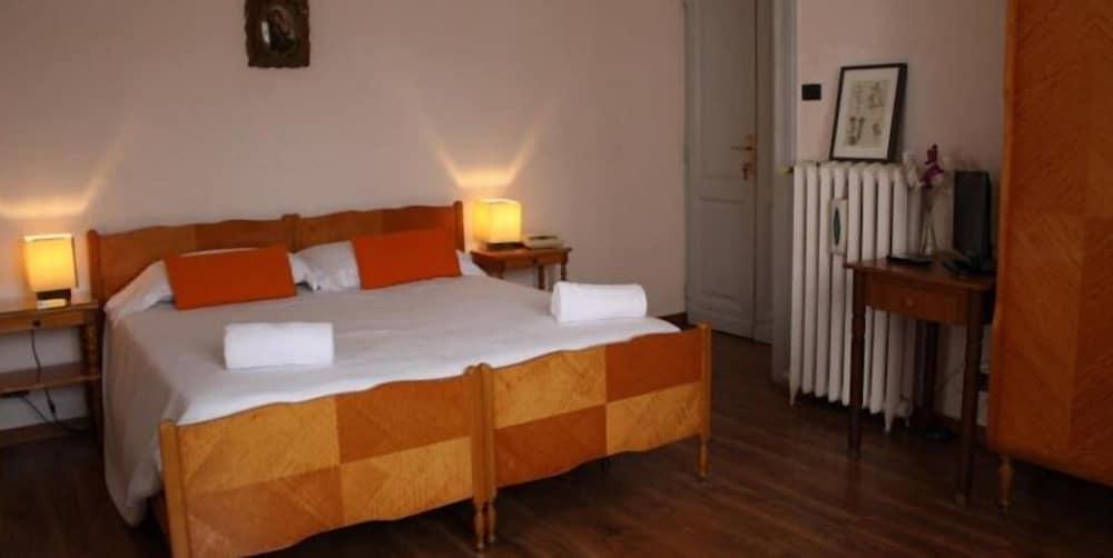 Hotel Marvi - Room
