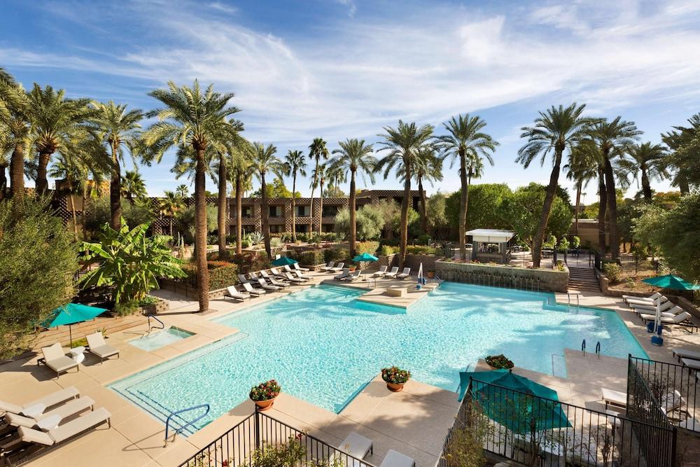 DoubleTree Resort by Hilton Paradise Valley - Scottsdale - Featured Image