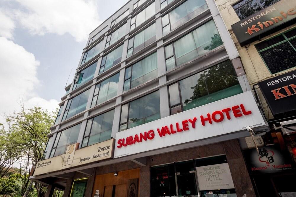 Subang Valley Hotel - Exterior