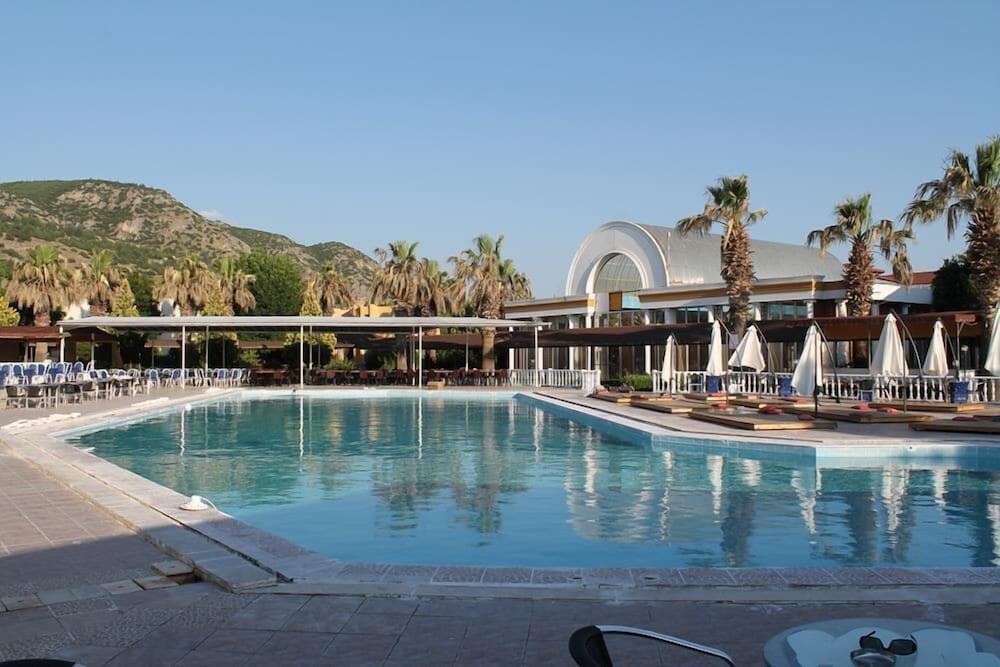 Hierapolis Termal Hotel - Outdoor Pool