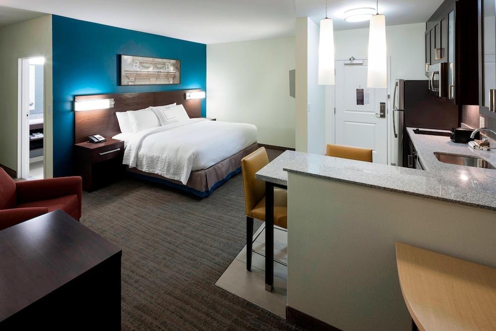 Residence Inn by Marriott Richmond Downtown - Featured Image