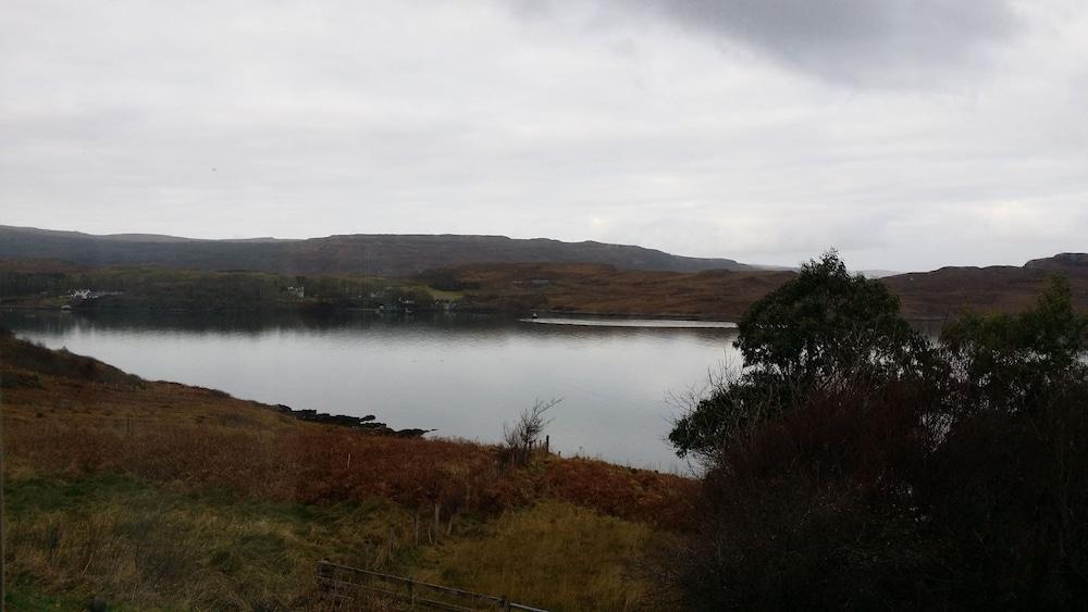 Tigh Na Fraoch, - Lake View