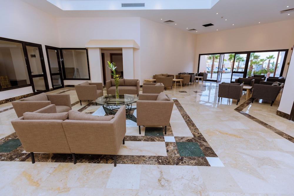 Sky View Suites Hotel - Lobby Lounge