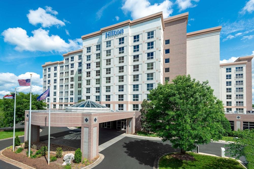 Hilton Charlotte Airport - Featured Image