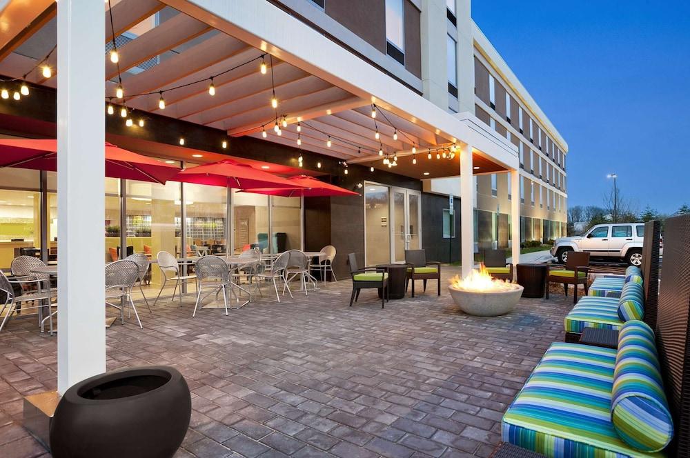 Home2 Suites by Hilton Baltimore/White Marsh - Lobby