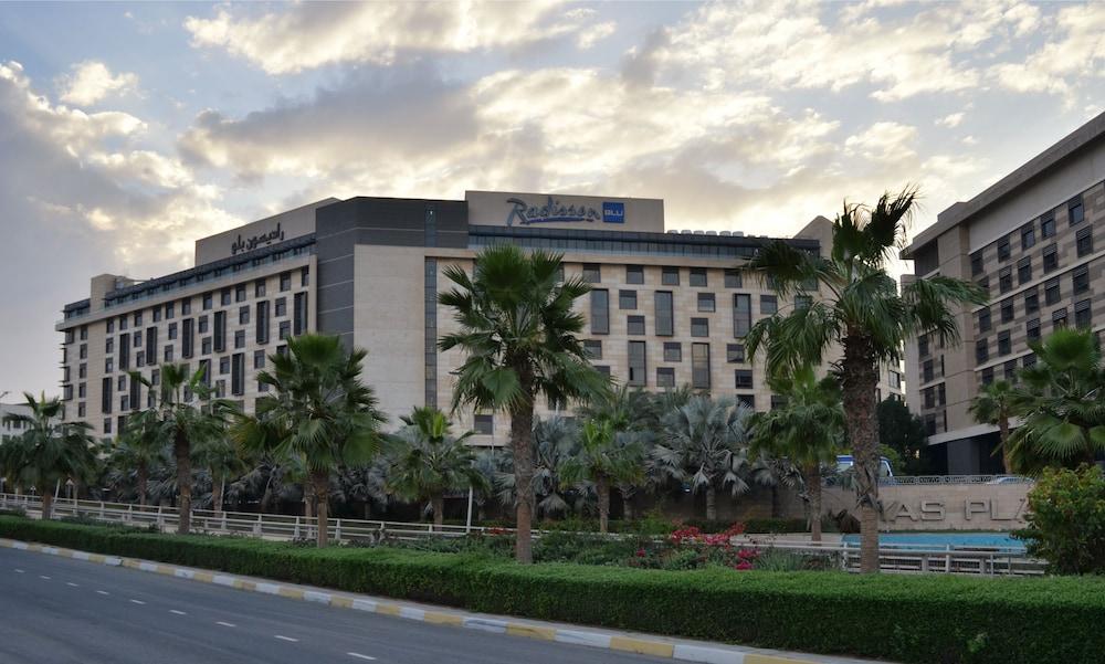 فندق راديسون بلو جزيرة ياس، أبو ظبي - Exterior