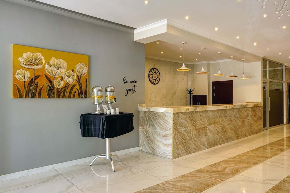 Taç Premier Hotel & Spa - Reception
