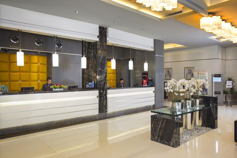 فندق تايم جراند بلازا، مطار دبي - Reception