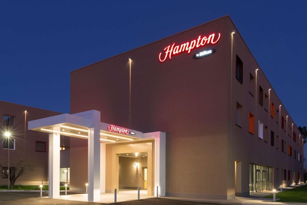 Hampton by Hilton Rome East - Exterior