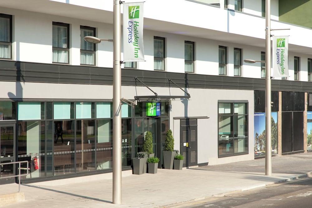 Holiday Inn Express Middlesbrough - Centre Square, an IHG Hotel - Exterior